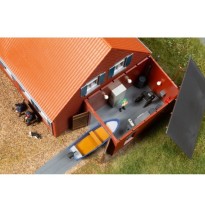 H0 Bootshaus mit Slipanlage