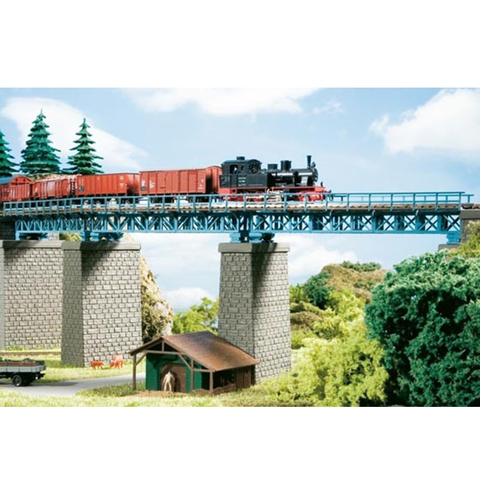 TT Stahlbrücke im Bogen