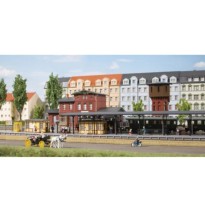 N Bahnhofsausstattung