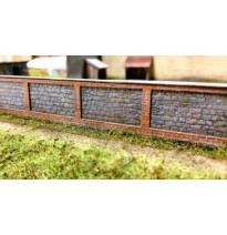 Einfassungsmauer Bruchstein rot