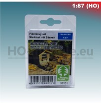 Marktset mit Bänken