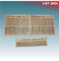 Bretterzaun – regelmäßig