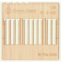 Bretterzaun – schmale Bretter