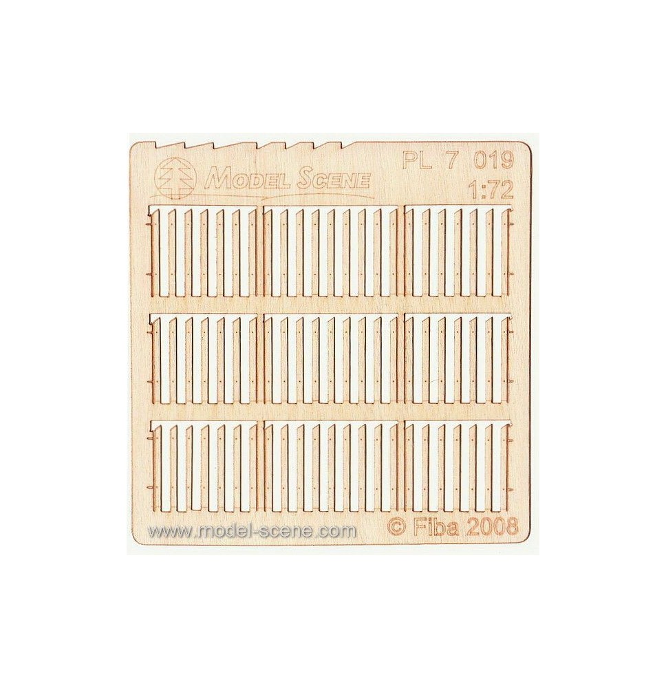 Bretterzaun – breite Bretter