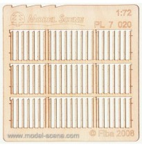 Bretterzaun – schmale Bretter