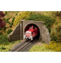 Tunnelportal für Dampfbetrieb