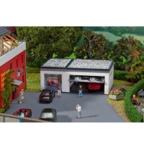 Doppelgarage mit Antriebsteil