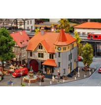 Rathaus mit Feuerwehrgarage