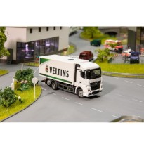Car System Digital LKW MB Actros Streamspace Kofferaufbau Veltins Getränke (HERPA)