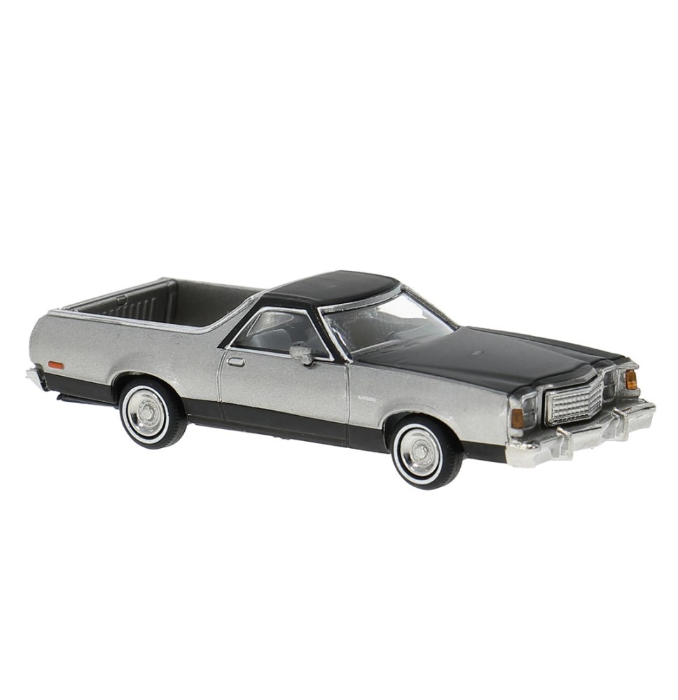Ford Ranchero 500 in silber