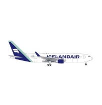 B767-300 Icelandair Borreal