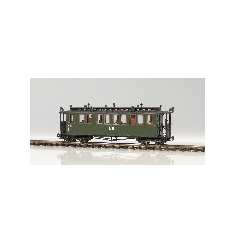 Personenwagen mit Oberlicht u. Blechverkleidung