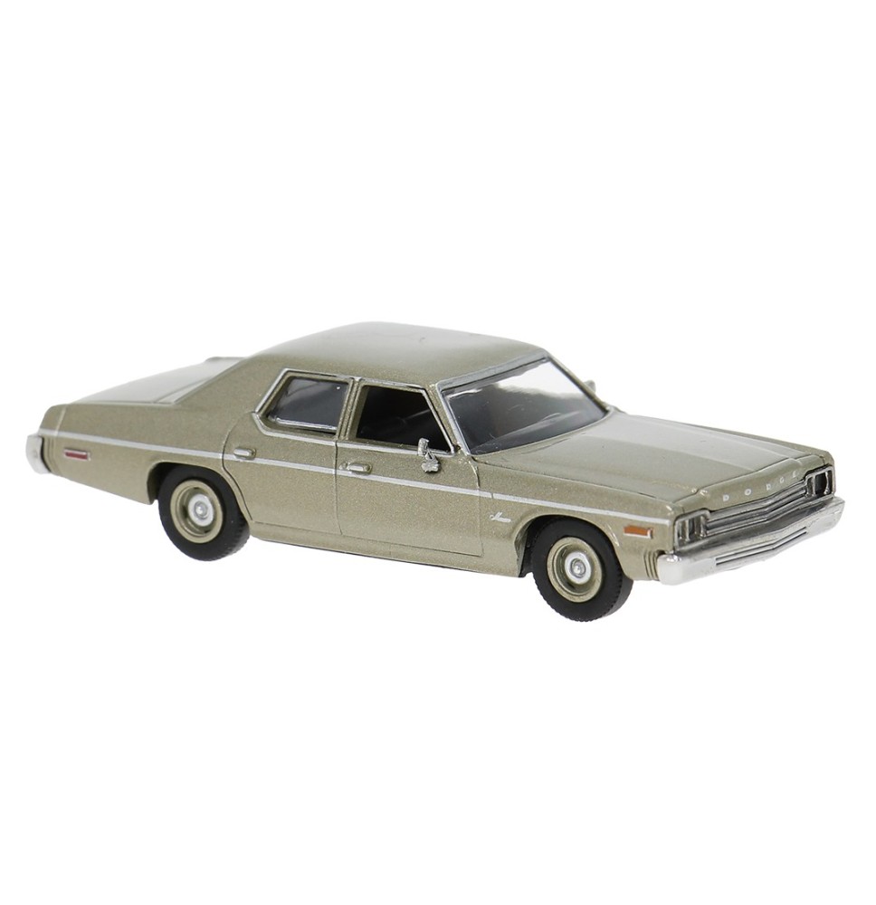Dodge Monaco in gold