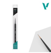 Vallejo Precision Round Synthetic Brush Triangular Handle No. 2/0