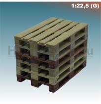 Europaletten gestapelt